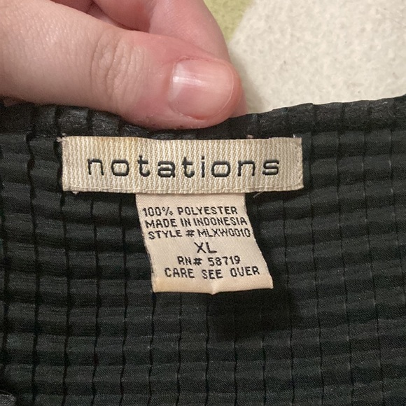 Notations Stretchy Textured Blouse Size XL - Picture 4 of 5